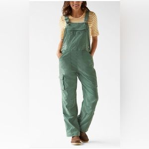 Loved overalls.. perfect comfortable for around the ranch or in the garden...